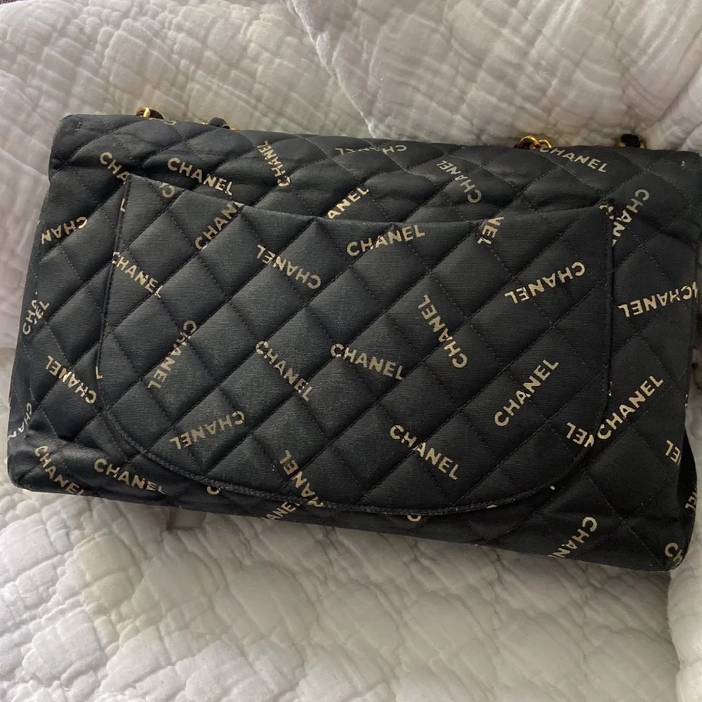 Chanel Vintage Rare 1990s Quilted Logo Letters Maxi Jumbo Classic Flap - Picture 12 of 17